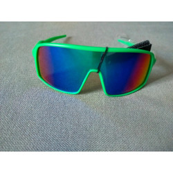 Lunettes de soleil enfant – Monture verte & verres effet miroir vert