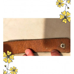 Bracelet vintage cuir gravé – Ethnique & artisanal – Terres d’Ailleurs