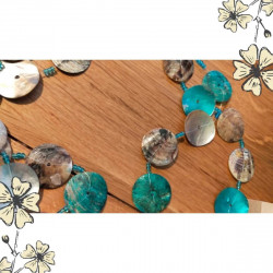 Parure bohème collier long et boucles – Nacre bleue & brune