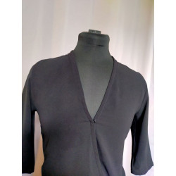 Robe noire drapée IKKS – Taille 34 XS – Chic et élégante